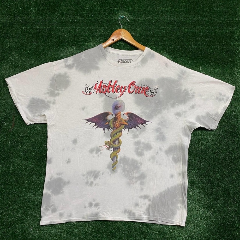 Motley Crew tie dye graphic tee size XXL (price is negotiable)